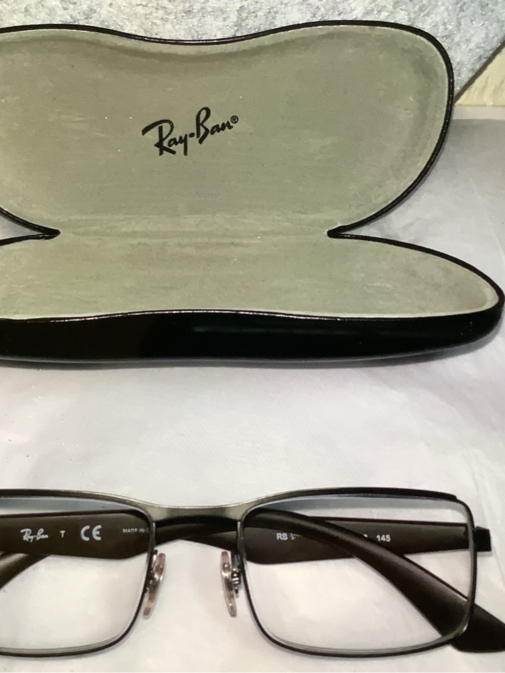 Ray-Ban RB6332 rectangular metal frames. - Picture 3 of 7